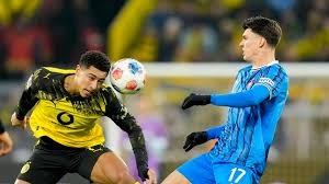 河内公安主帅：上半场我们表现不佳，中场调整后开始掌控比赛