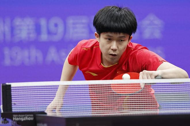 略了两位 略了两位