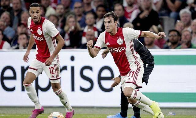 手时依然保 手时依然保